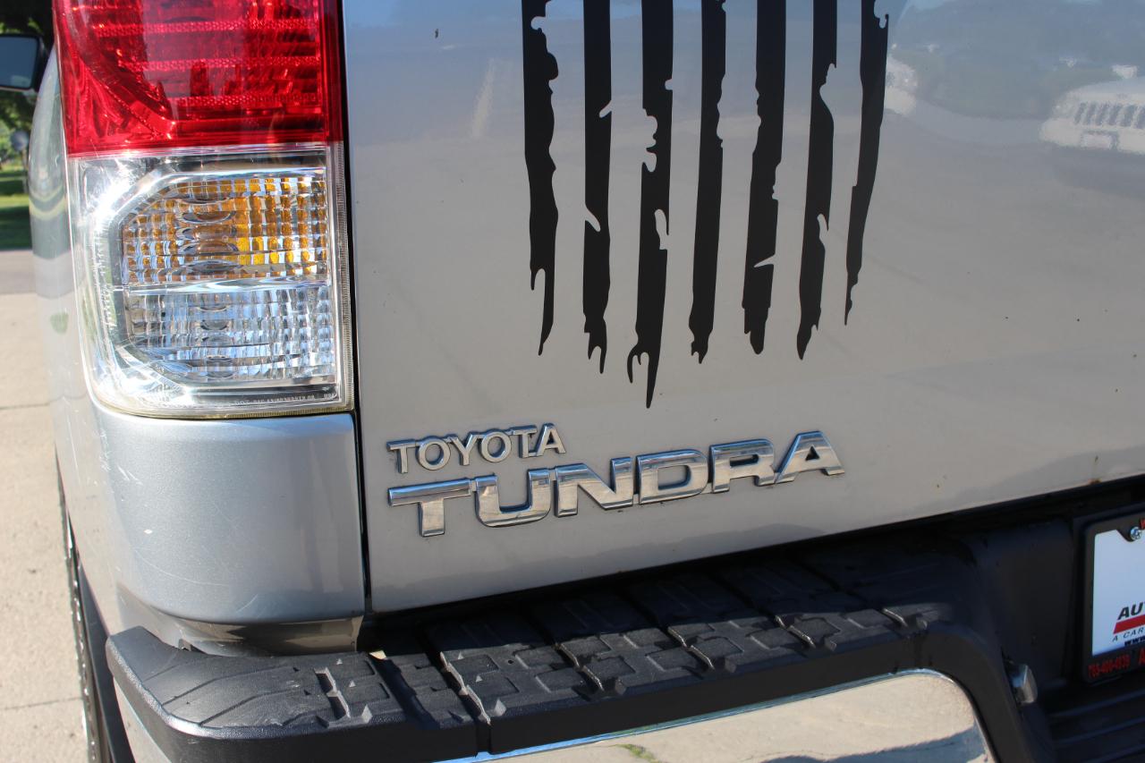 Toyota Tundra Tundra-Grade Double Cab 4.6L 4WD 2010