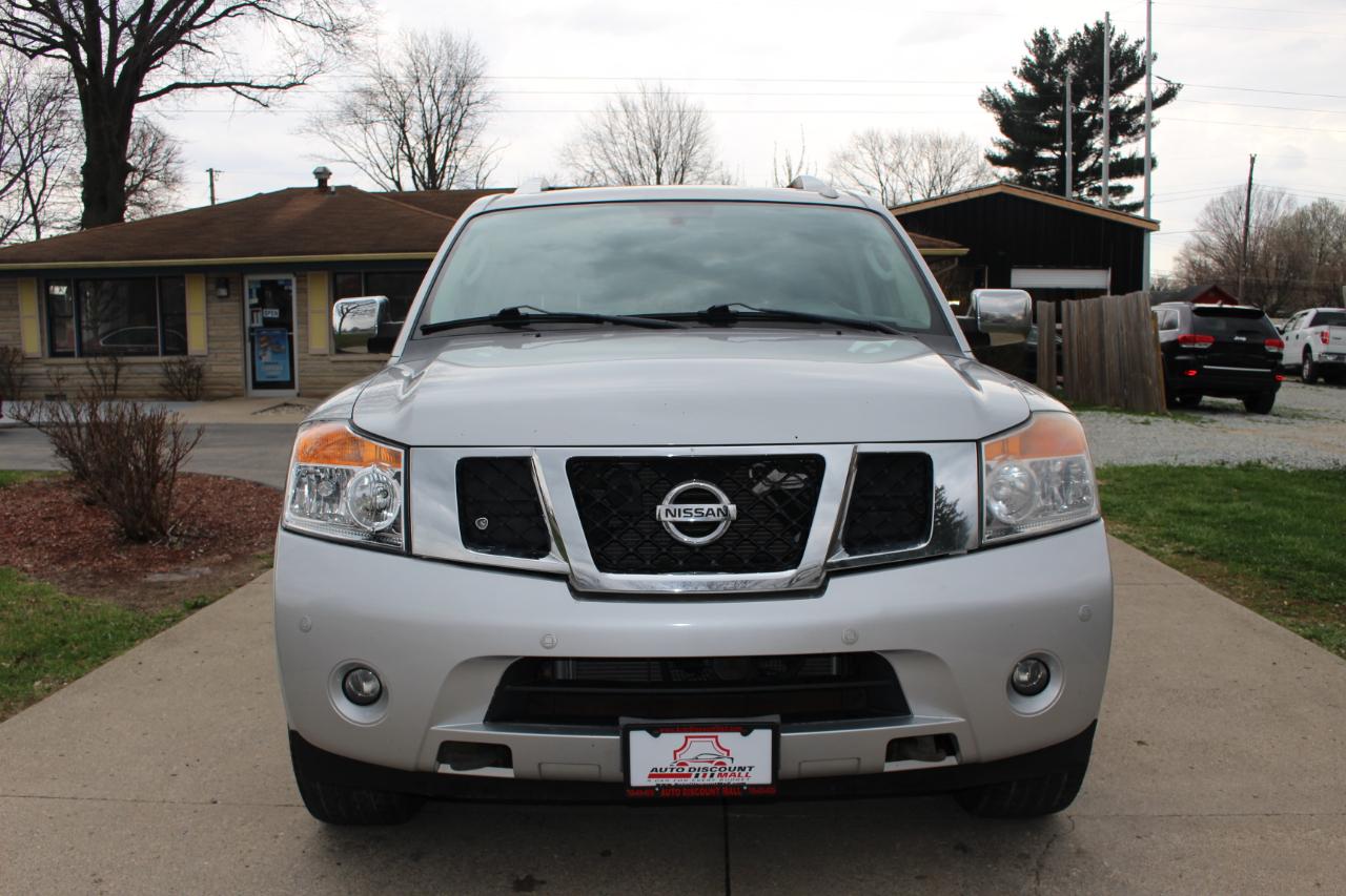 Nissan Armada Platinum 4WD 2012