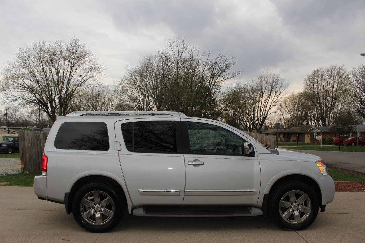 Nissan Armada Platinum 4WD 2012