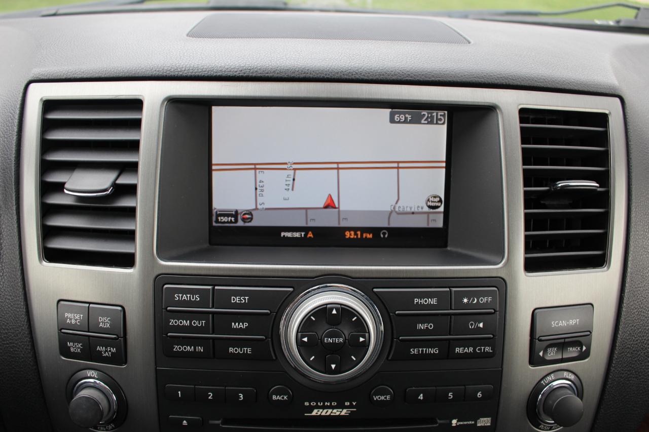 Nissan Armada Platinum 4WD 2012