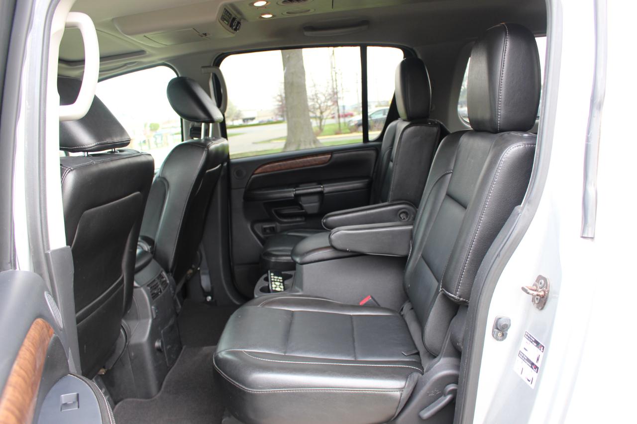 Nissan Armada Platinum 4WD 2012