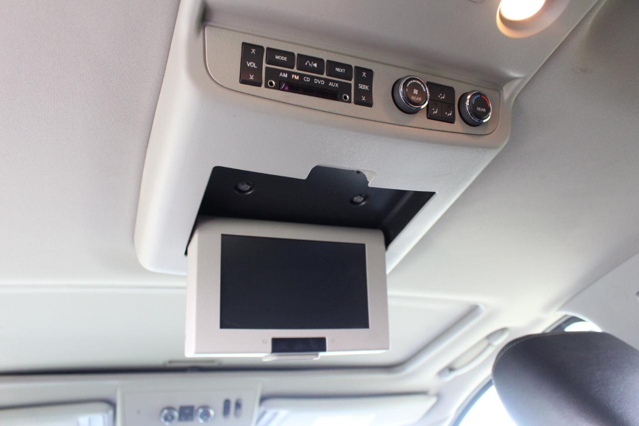 Nissan Armada Platinum 4WD 2012