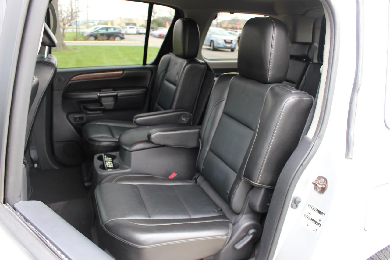Nissan Armada Platinum 4WD 2012