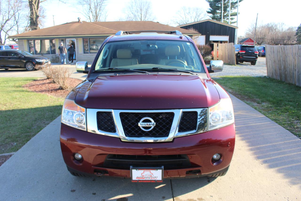 Nissan Armada Platinum 4WD 2011