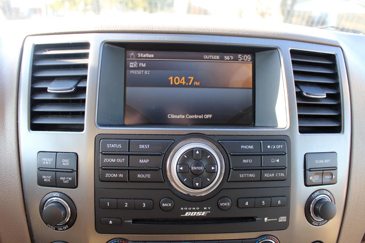 Nissan Armada Platinum 4WD 2011