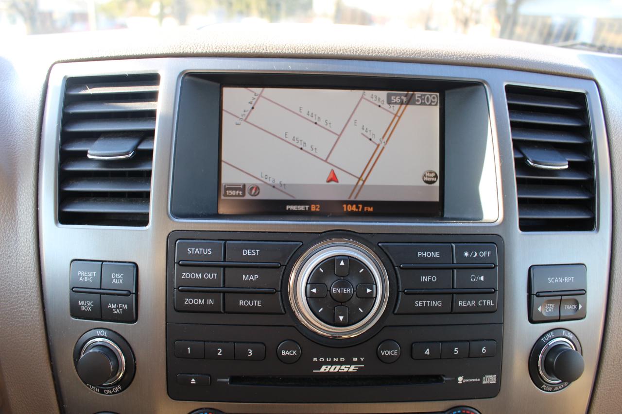 Nissan Armada Platinum 4WD 2011