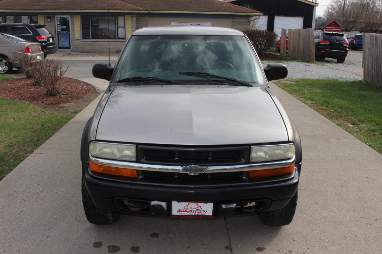 Chevrolet S10 Pickup LS Ext. Cab 4WD 2003