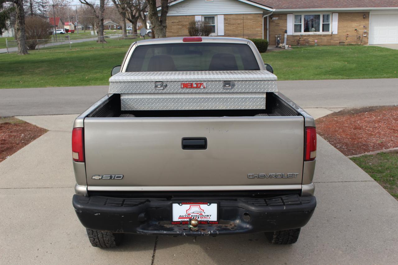 Chevrolet S10 Pickup LS Ext. Cab 4WD 2003