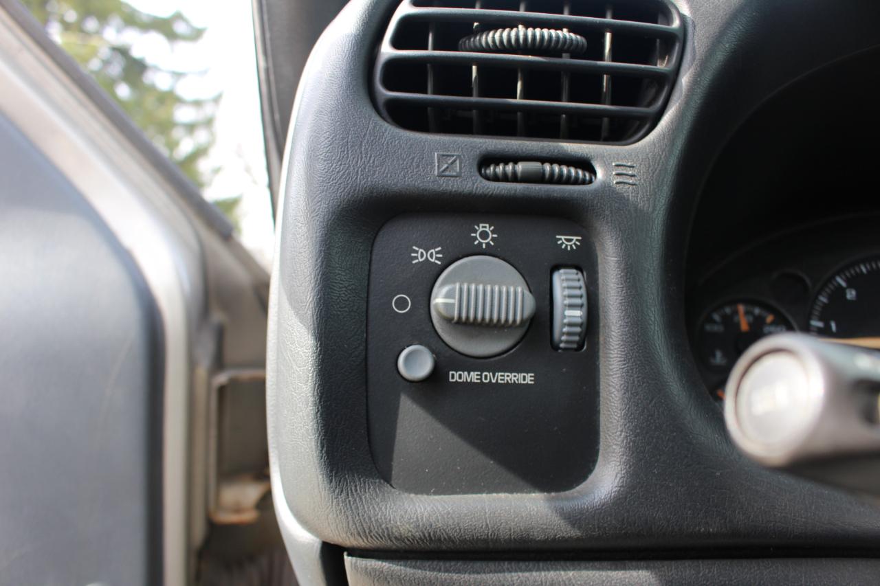 Chevrolet S10 Pickup LS Ext. Cab 4WD 2003