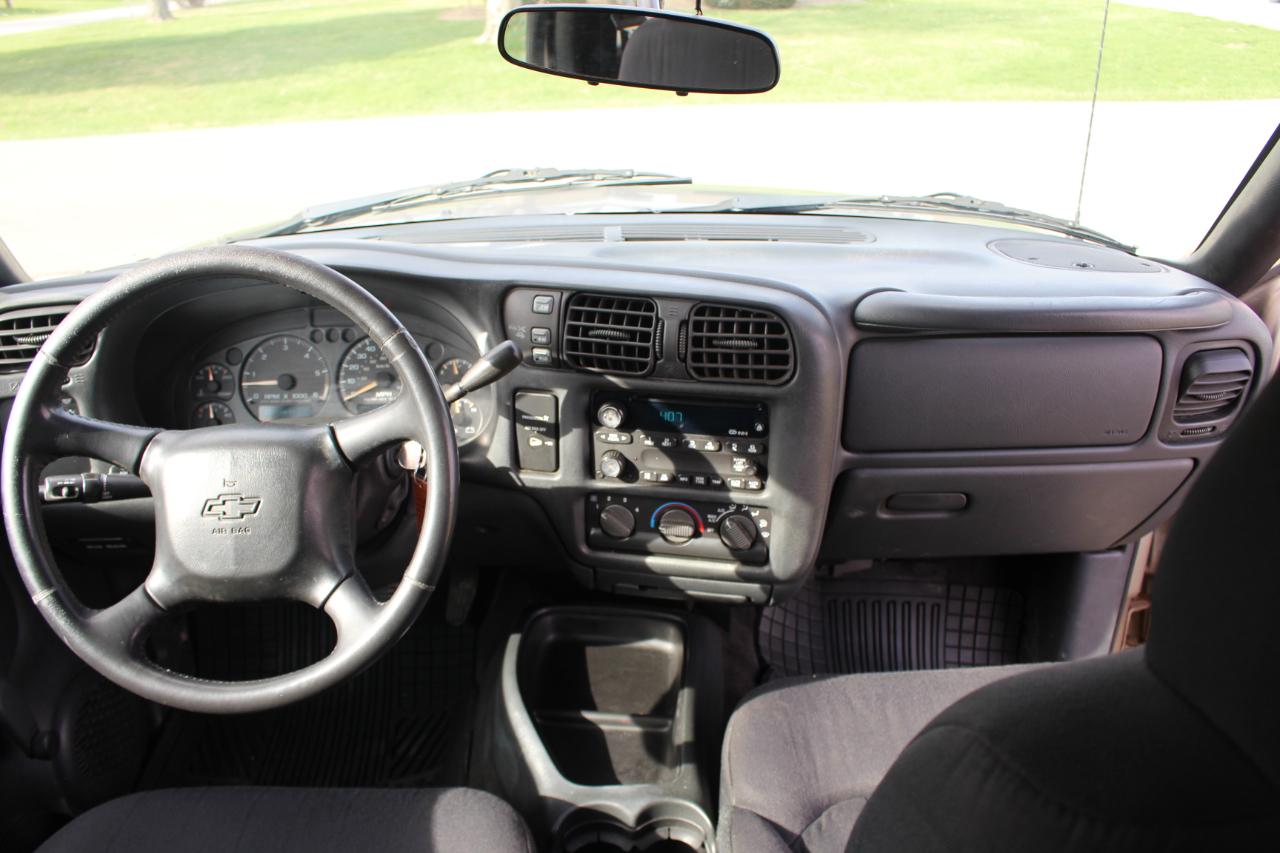 Chevrolet S10 Pickup LS Ext. Cab 4WD 2003