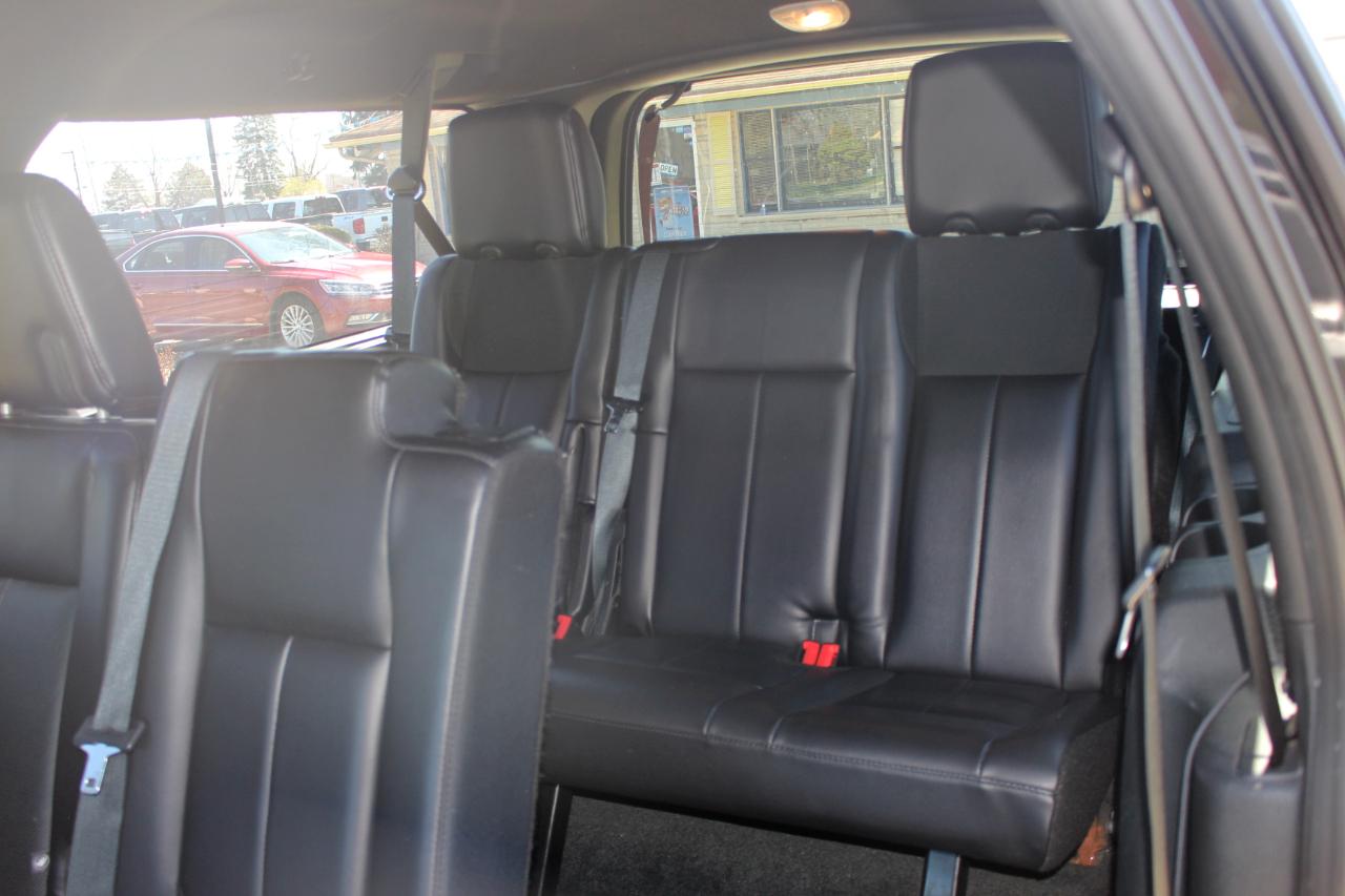 Ford Expedition EL XLT 4WD 2016