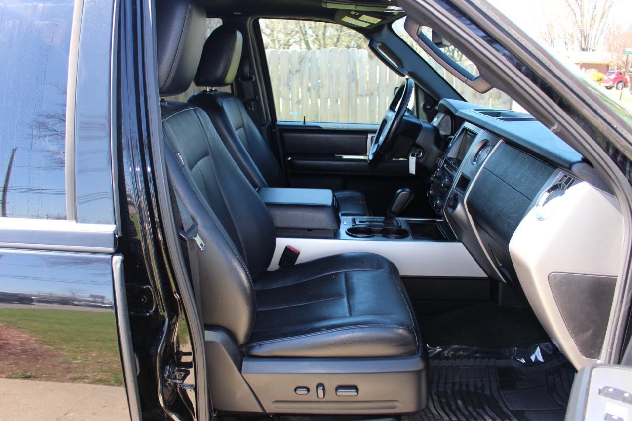 Ford Expedition EL XLT 4WD 2016