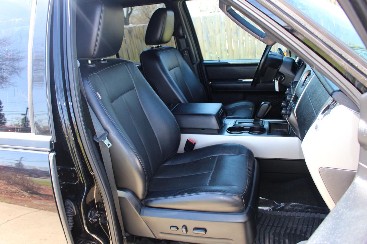 Ford Expedition EL XLT 4WD 2016