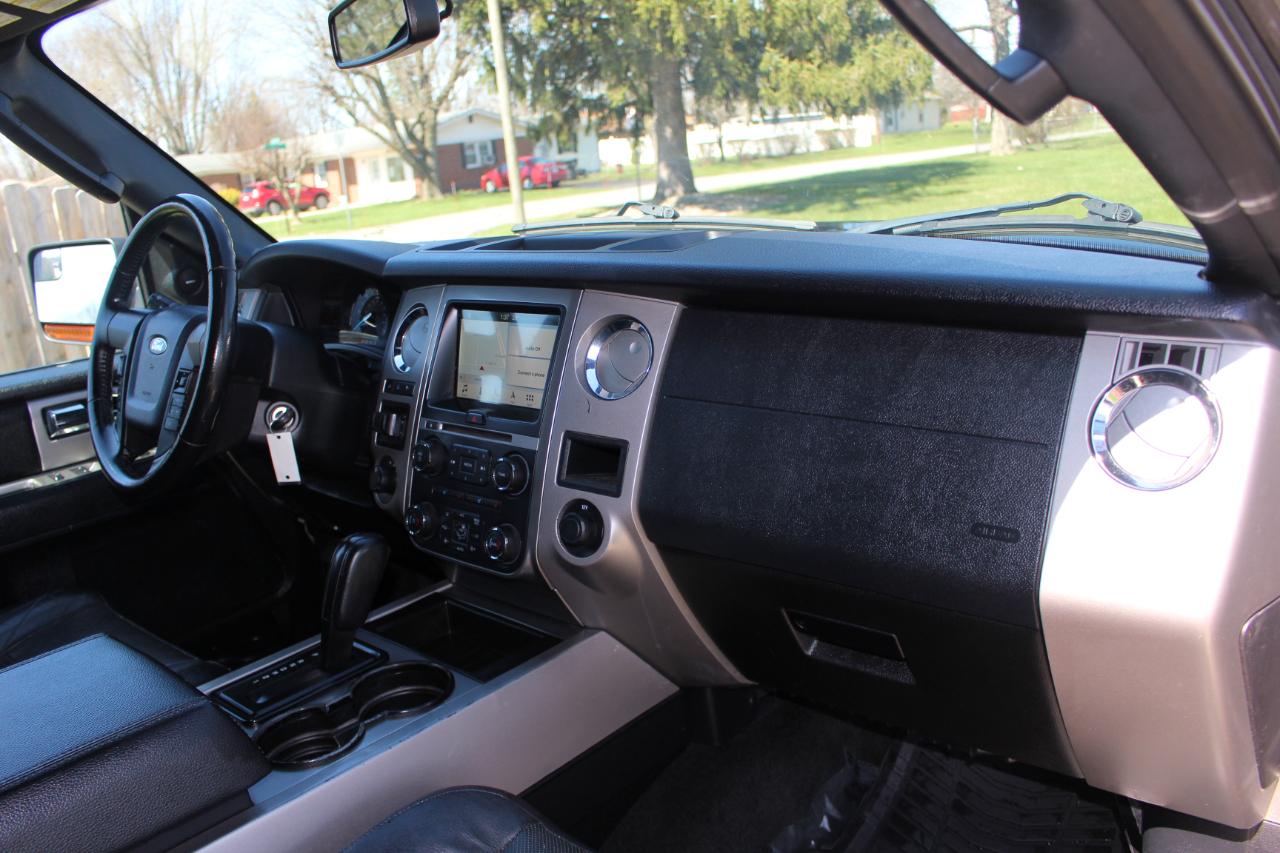 Ford Expedition EL XLT 4WD 2016