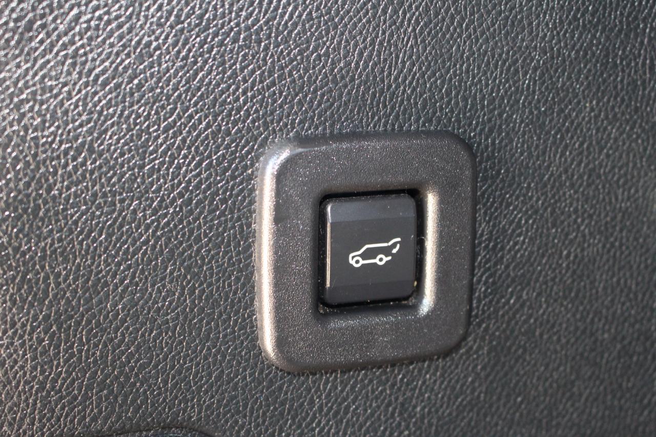 Ford Expedition EL XLT 4WD 2016