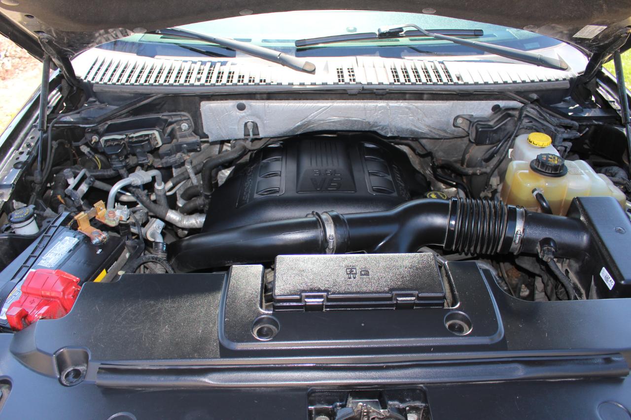 Ford Expedition EL XLT 4WD 2016