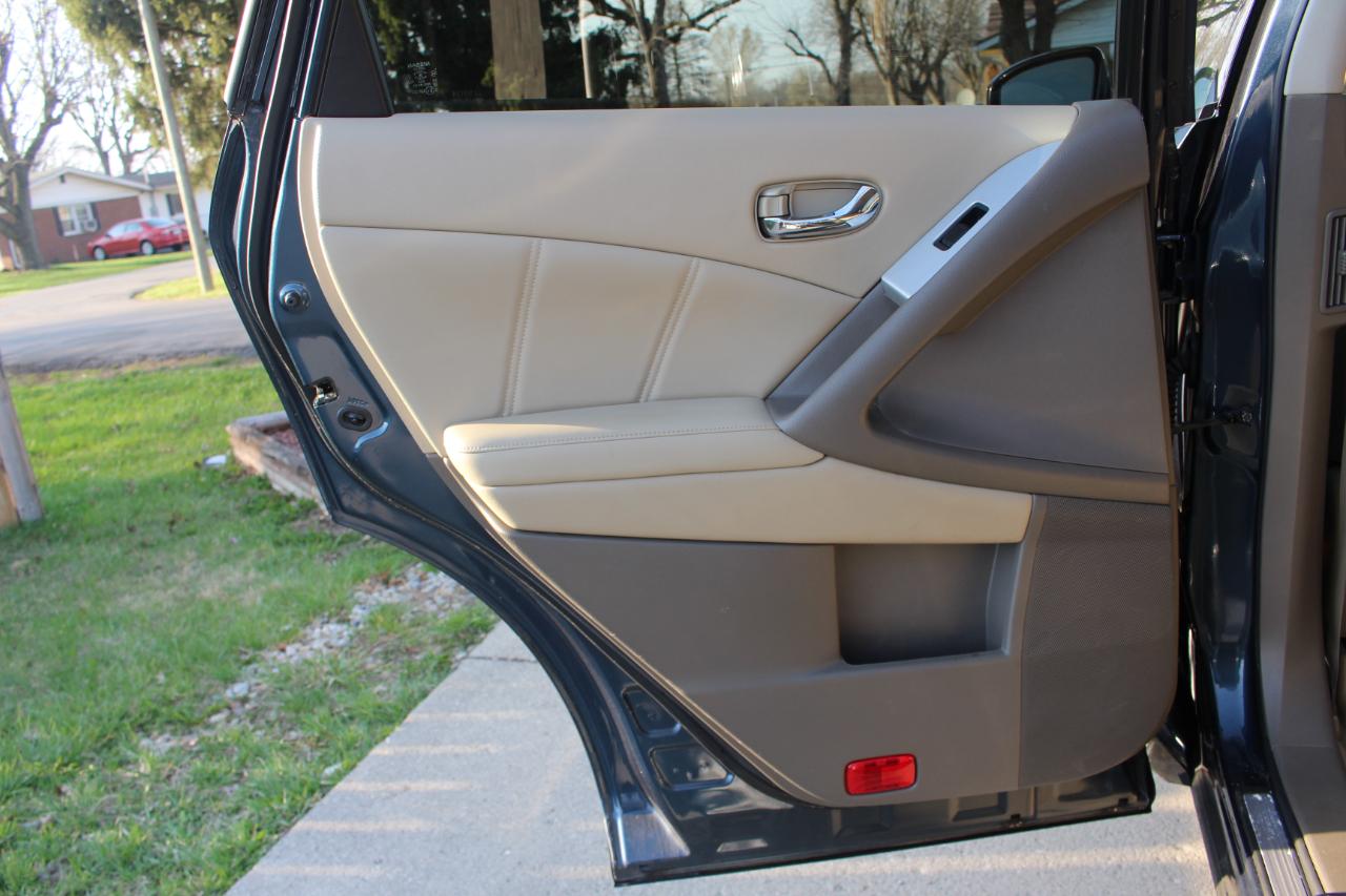 Nissan Murano S AWD 2013