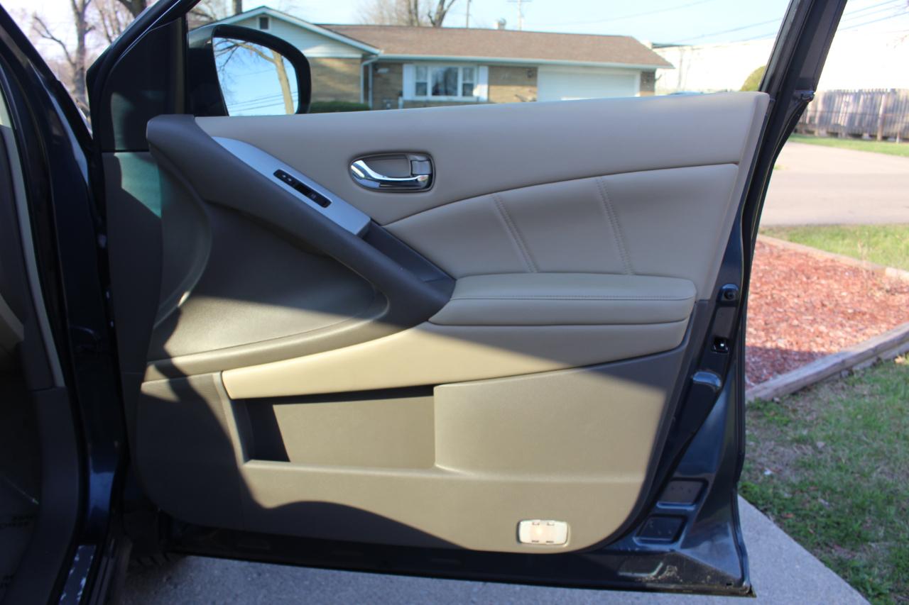 Nissan Murano S AWD 2013