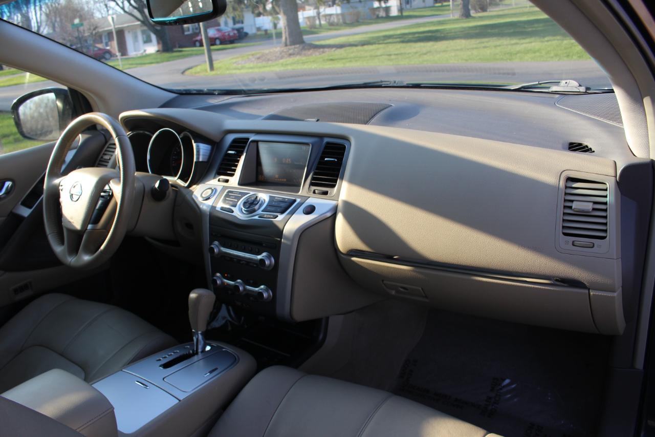 Nissan Murano S AWD 2013