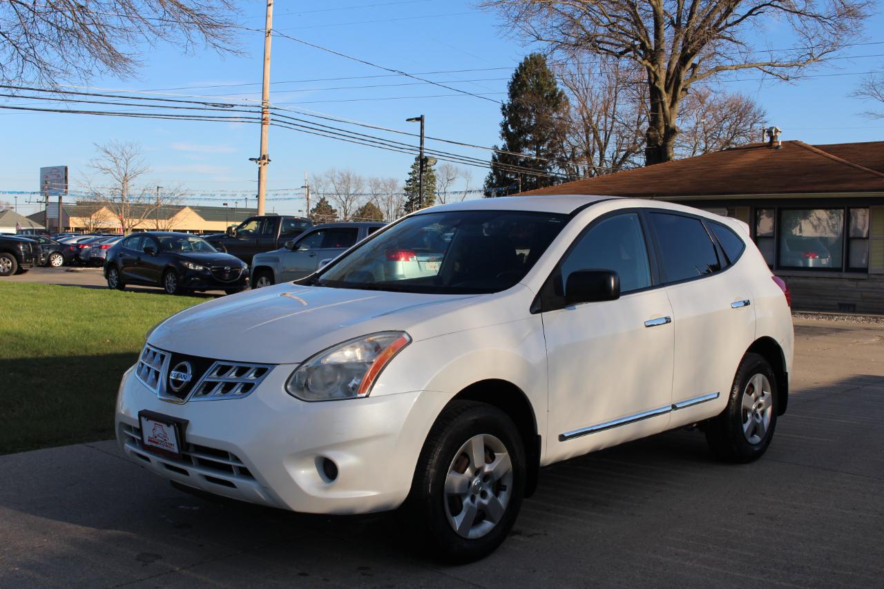 Nissan Rogue S AWD 2011