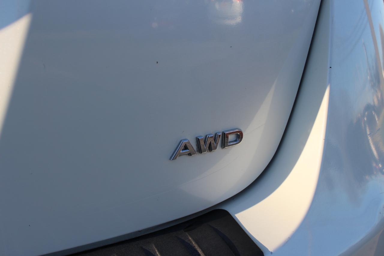 Nissan Rogue S AWD 2011