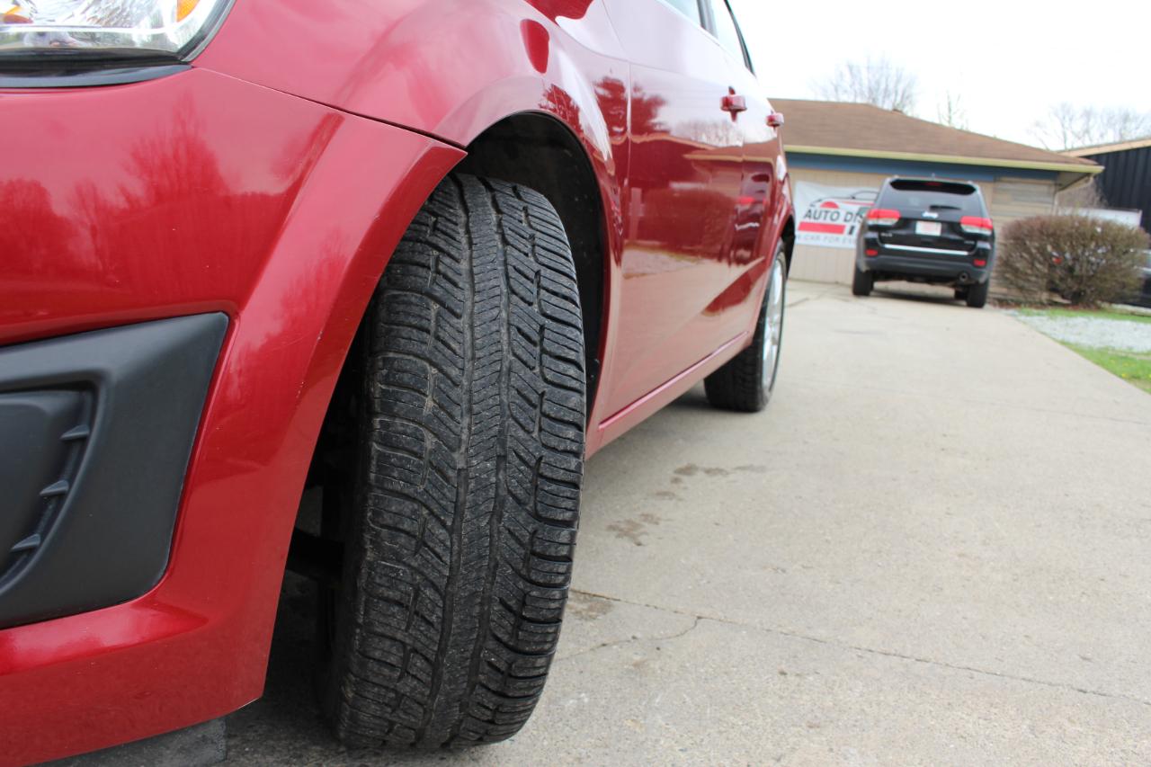 Chevrolet Sonic LT Auto Sedan 2013