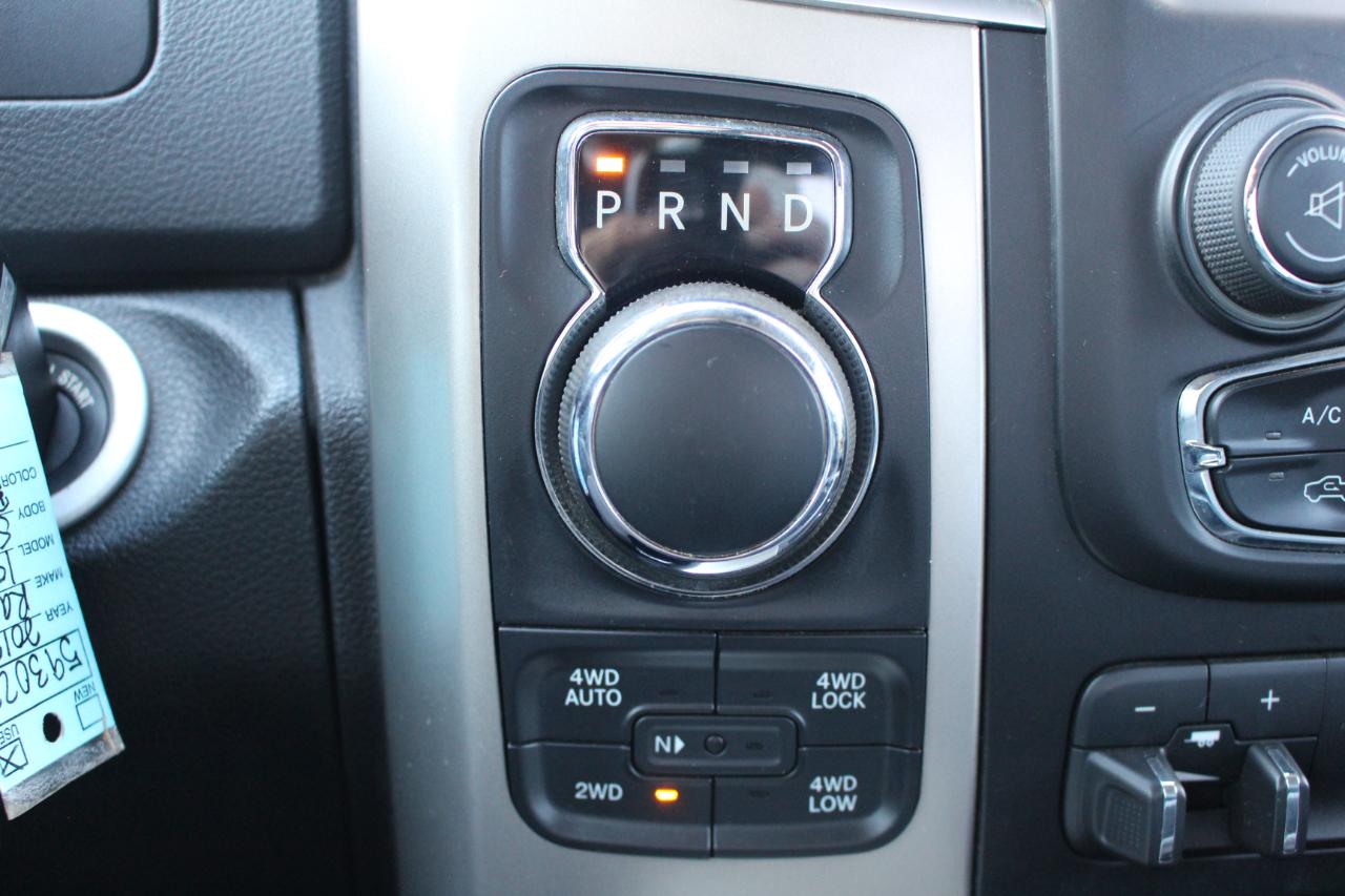 RAM 1500 Big Horn Crew Cab SWB 4WD 2017