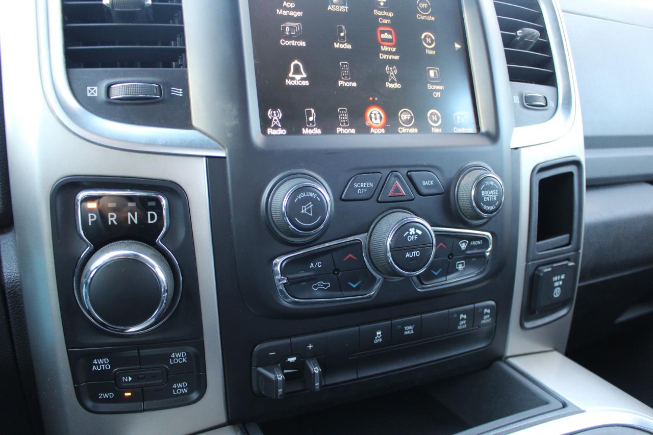 RAM 1500 Big Horn Crew Cab SWB 4WD 2017