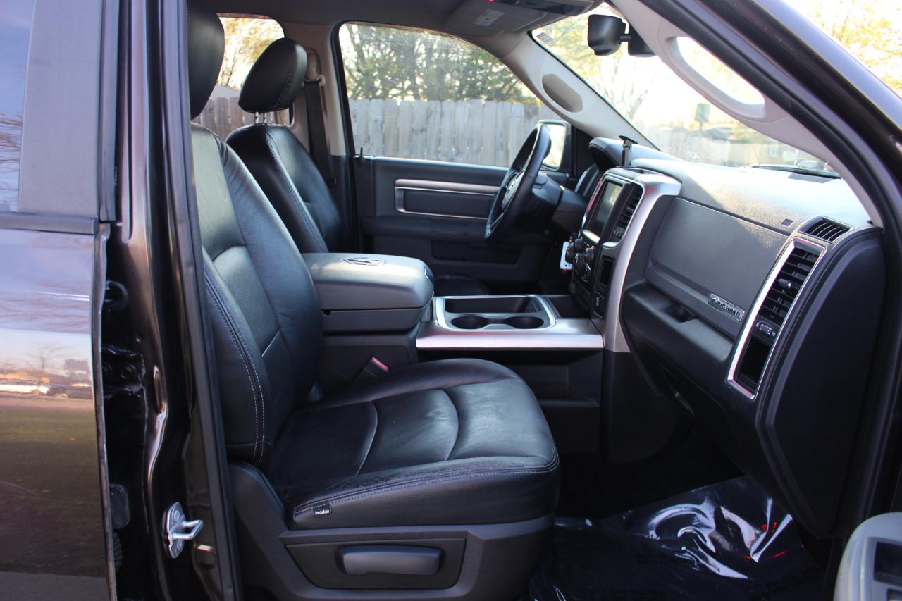 RAM 1500 Big Horn Crew Cab SWB 4WD 2017