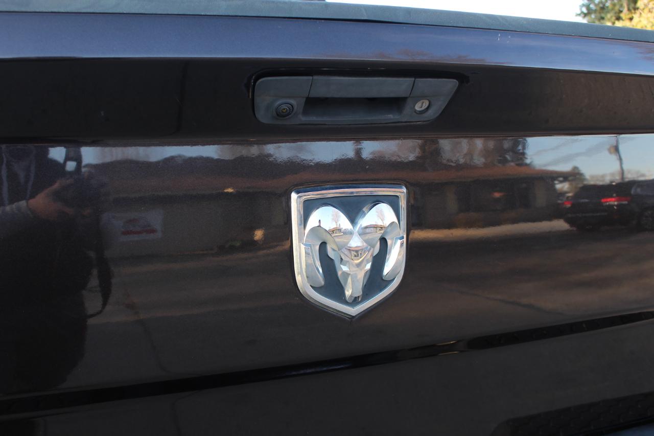 RAM 1500 Big Horn Crew Cab SWB 4WD 2017