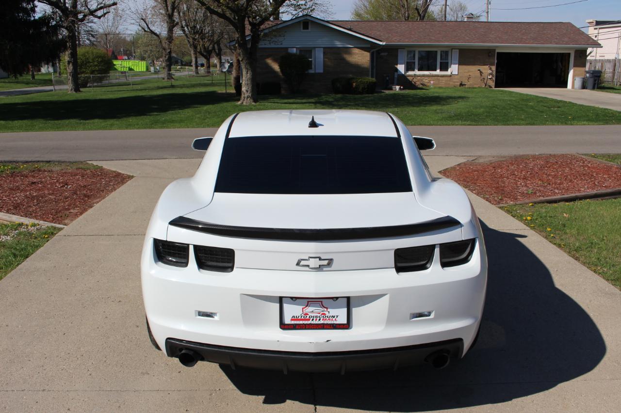 Chevrolet Camaro LS Coupe 2012