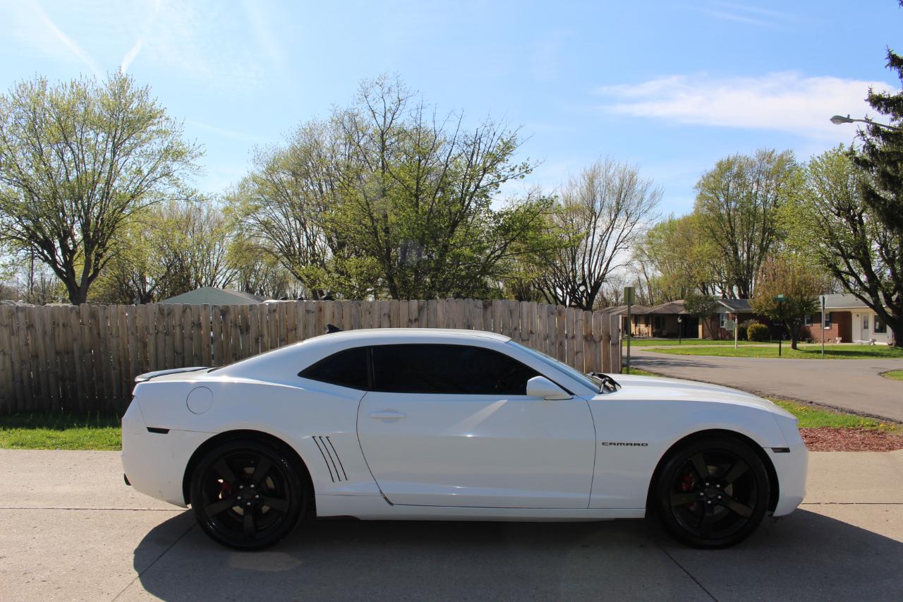 Chevrolet Camaro LS Coupe 2012