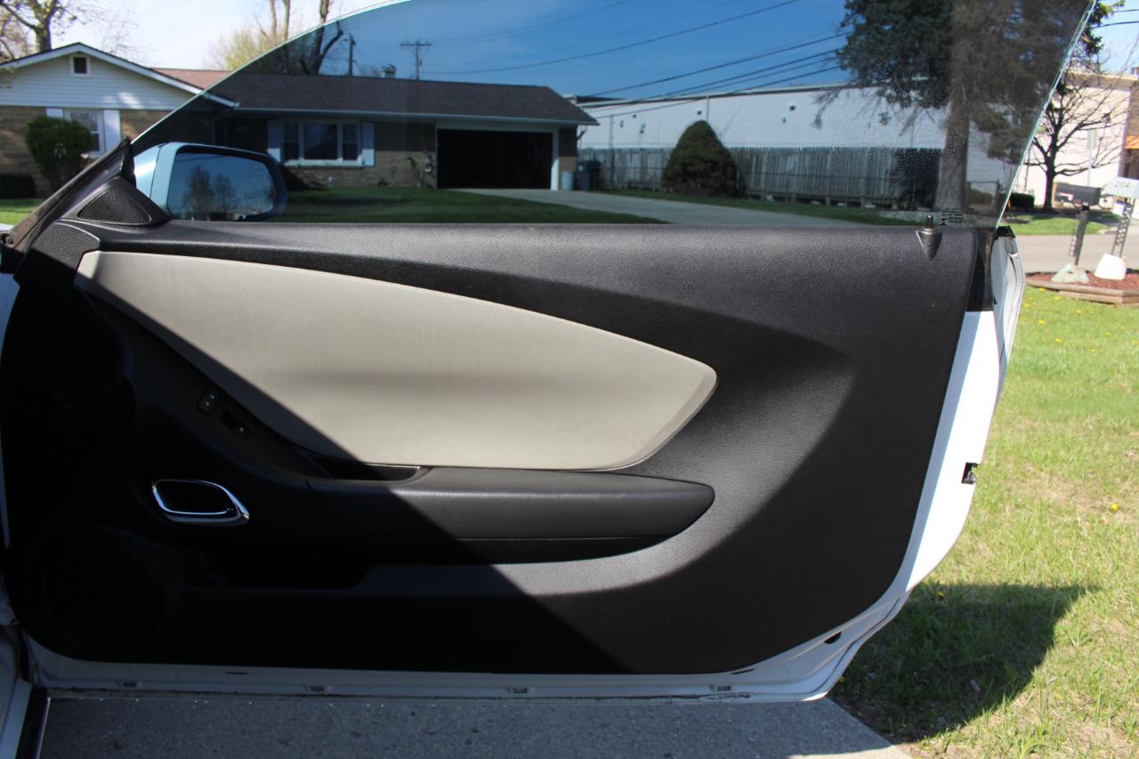 Chevrolet Camaro LS Coupe 2012