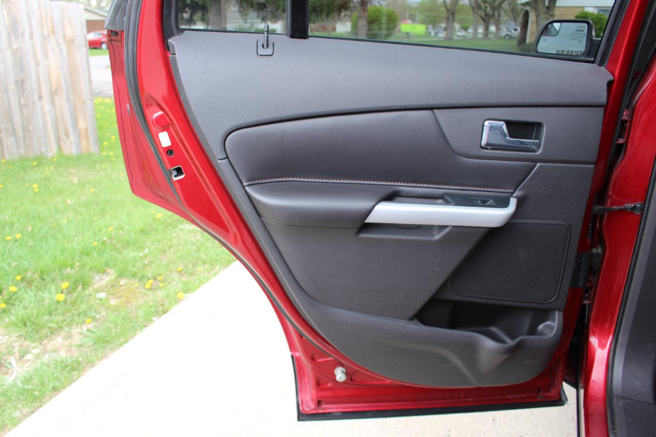 Ford Edge SEL FWD 2014