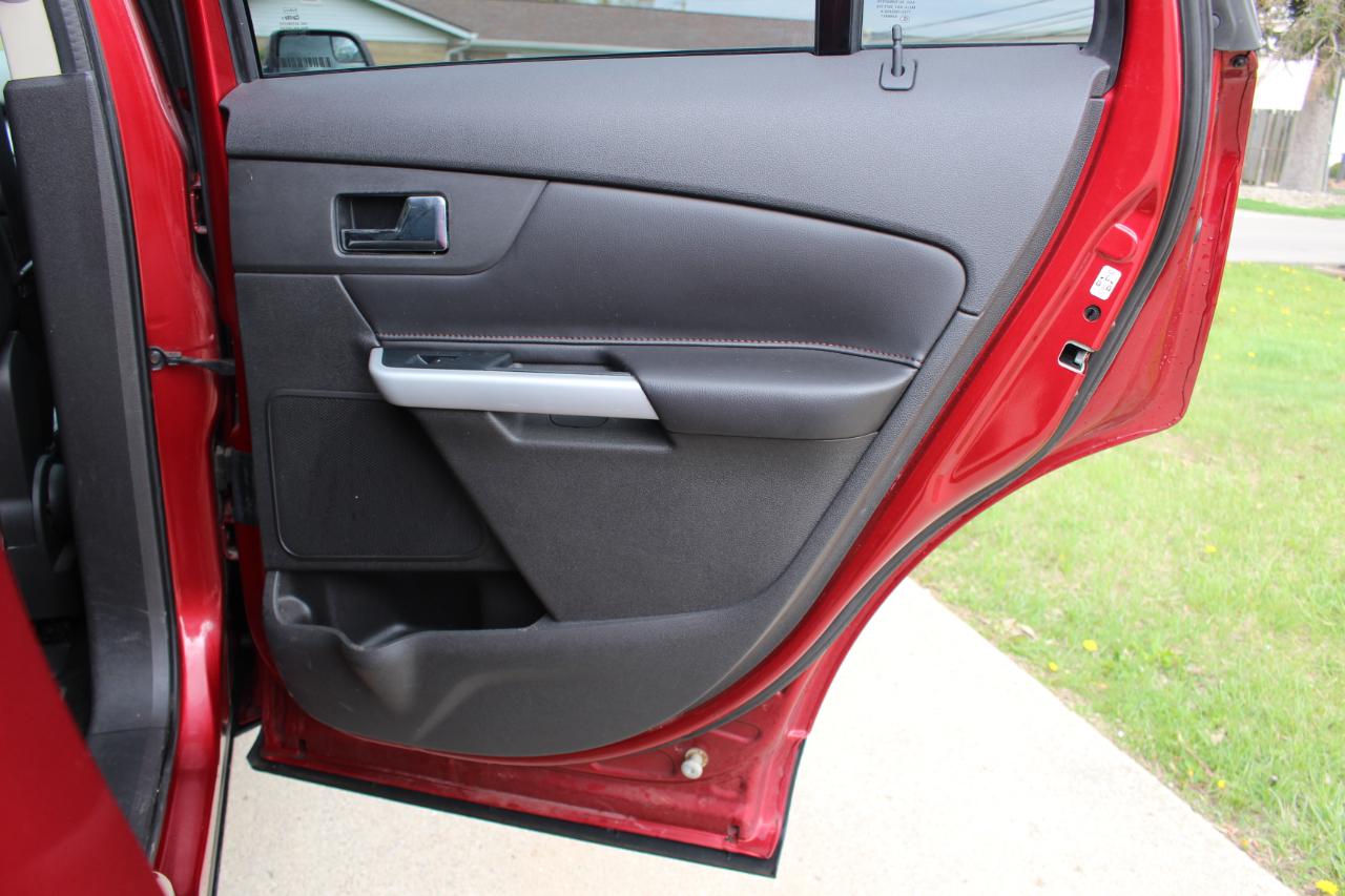 Ford Edge SEL FWD 2014