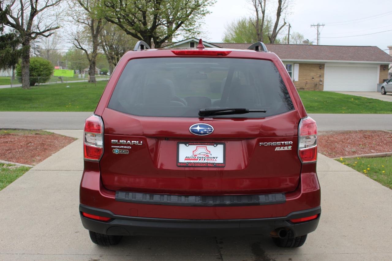 Subaru Forester 2.5i Premium PZEV CVT 2016