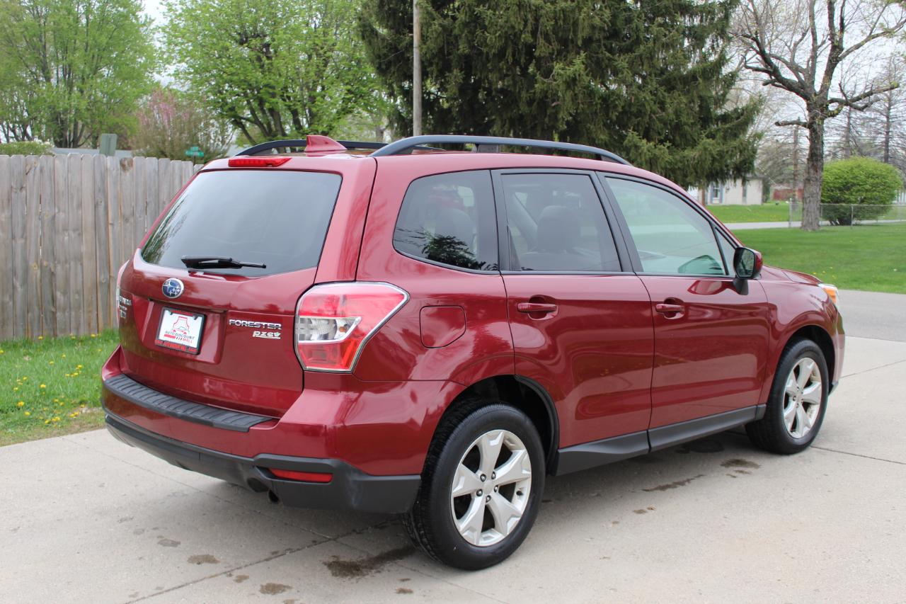 Subaru Forester 2.5i Premium PZEV CVT 2016