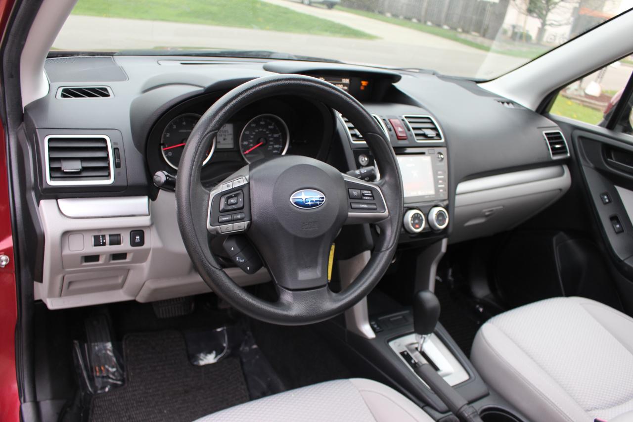 Subaru Forester 2.5i Premium PZEV CVT 2016