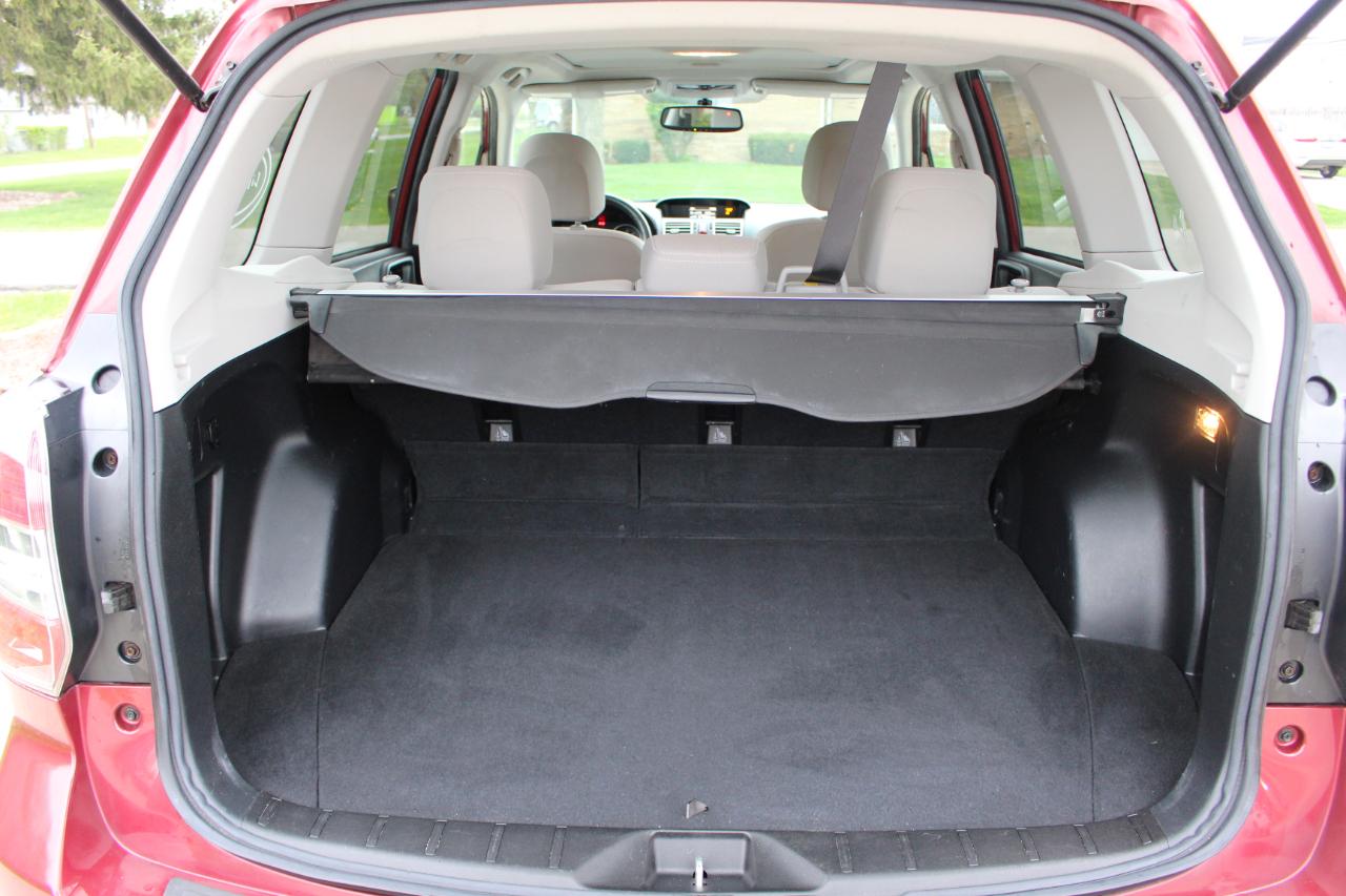 Subaru Forester 2.5i Premium PZEV CVT 2016