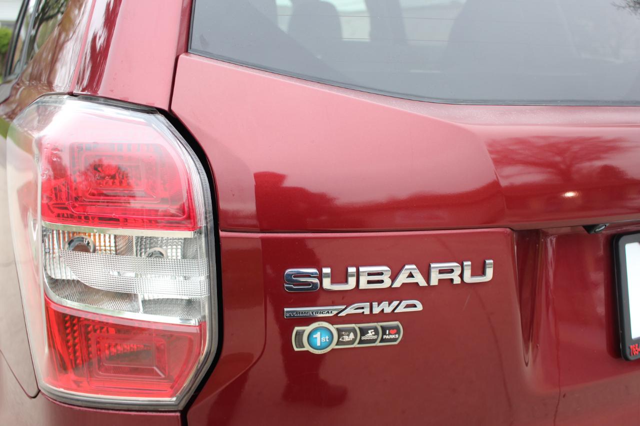 Subaru Forester 2.5i Premium PZEV CVT 2016