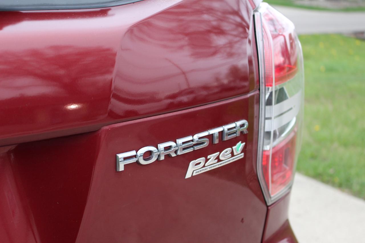 Subaru Forester 2.5i Premium PZEV CVT 2016