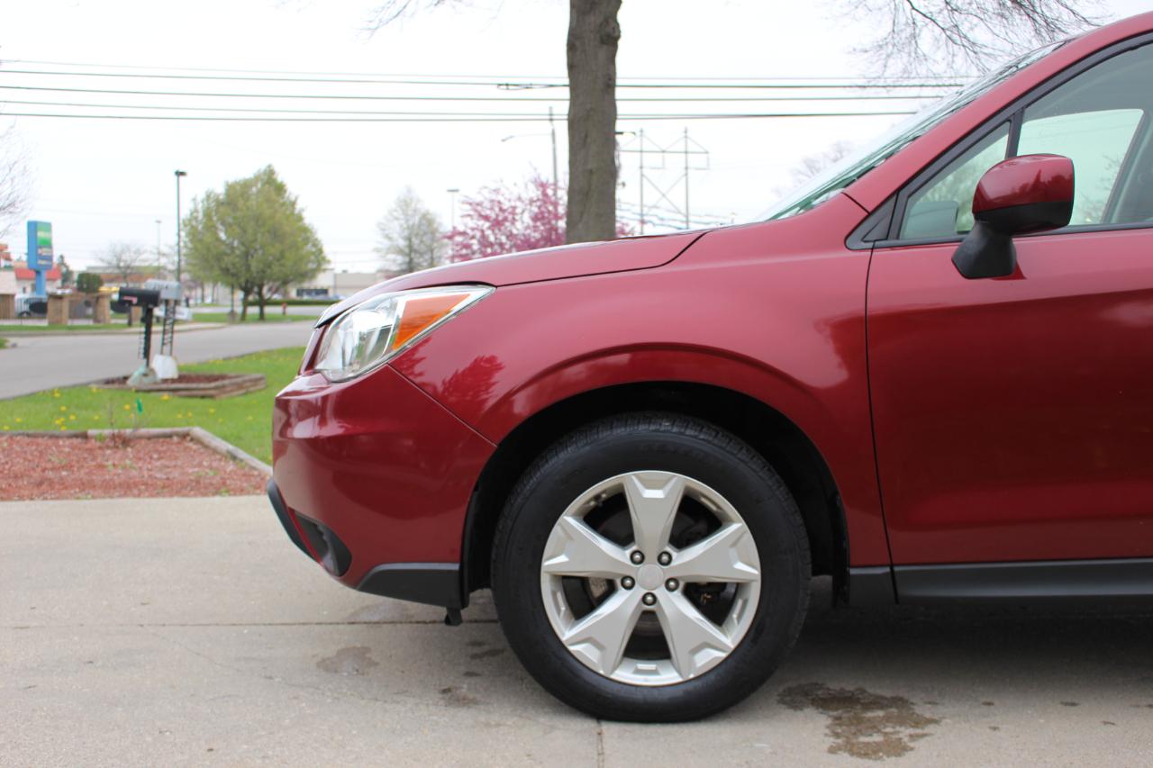 Subaru Forester 2.5i Premium PZEV CVT 2016