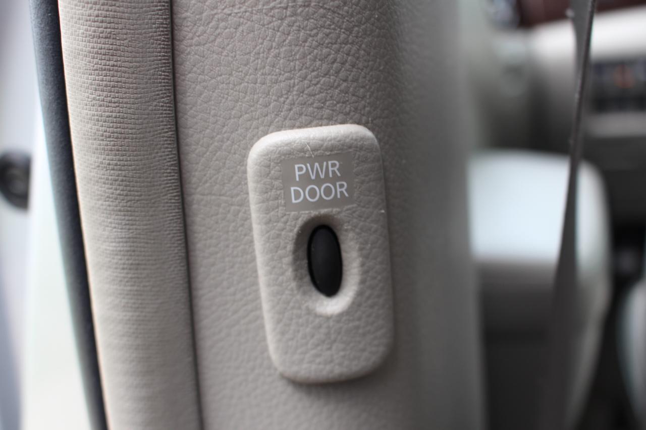 Nissan Quest 3.5 S 2013