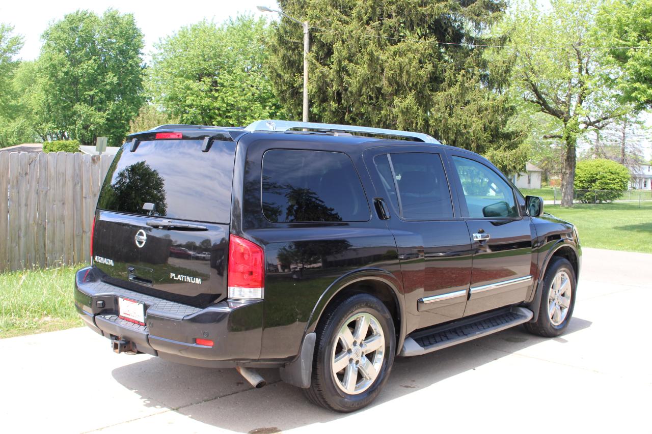 Nissan Armada Platinum 4WD 2013