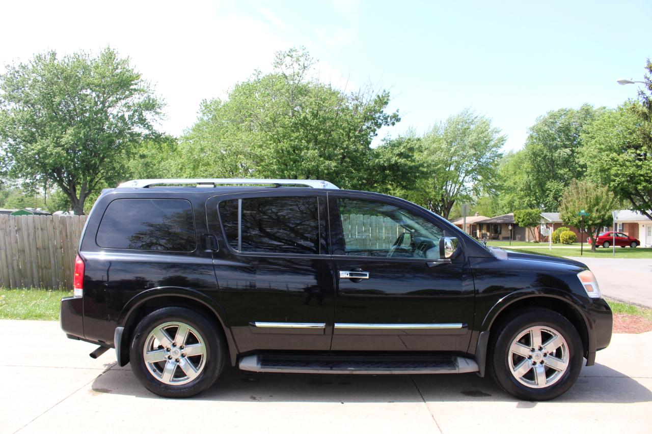 Nissan Armada Platinum 4WD 2013