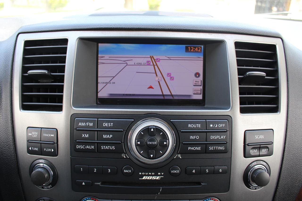 Nissan Armada Platinum 4WD 2013