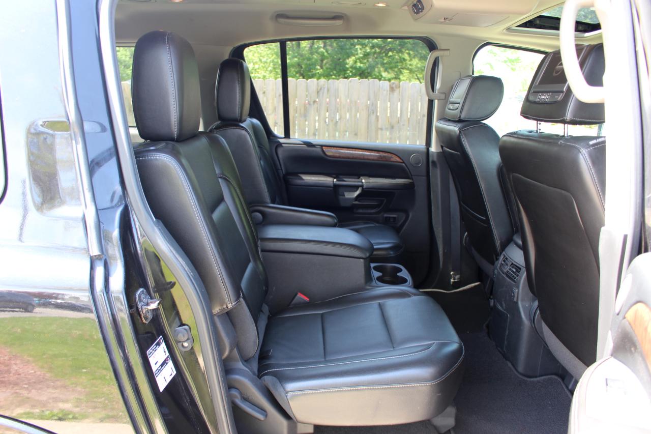 Nissan Armada Platinum 4WD 2013