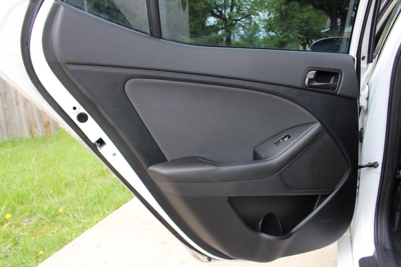 Kia Optima LX 2015