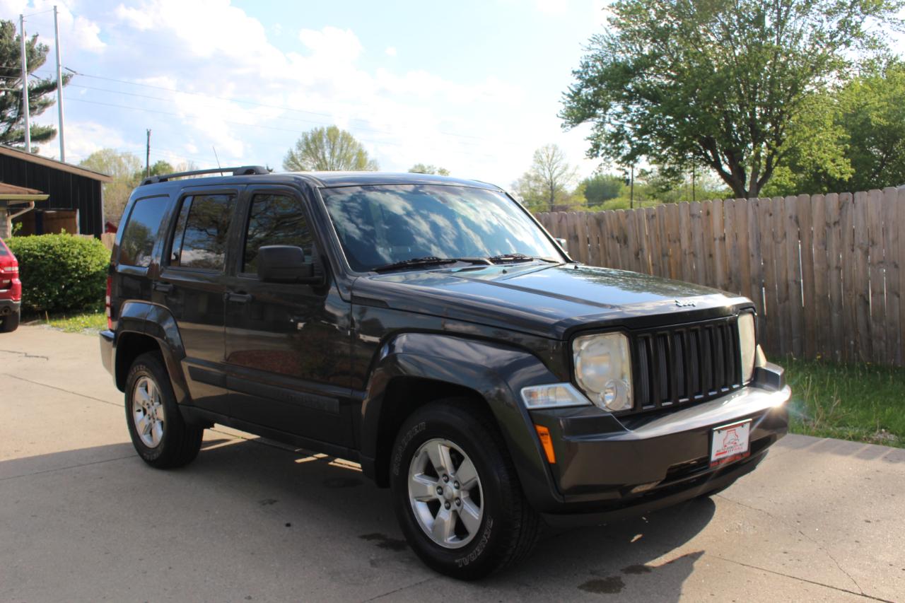 Jeep Liberty Sport 4WD 2011