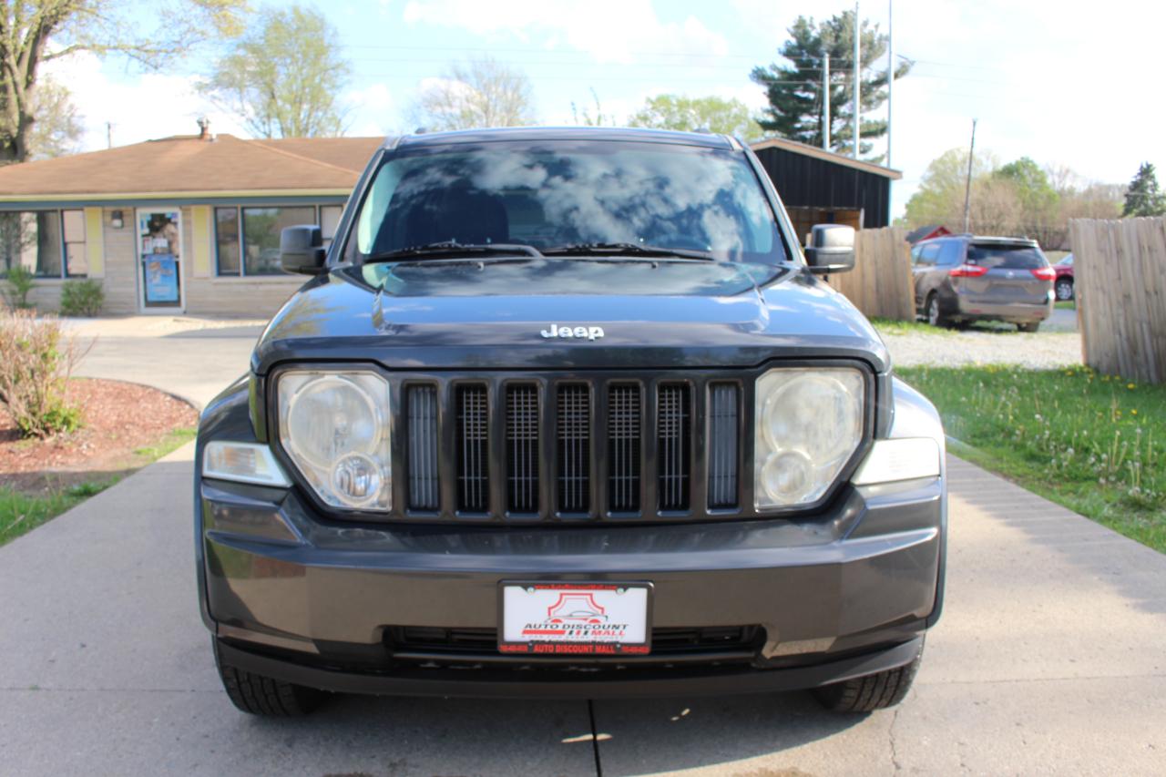 Jeep Liberty Sport 4WD 2011